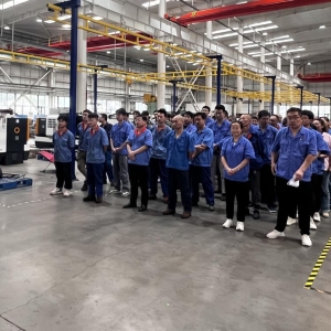 公司足球网,足球(中国)
2025年上半年生产总结大会暨“TPM”和“夏季送清凉”活动 ... ...